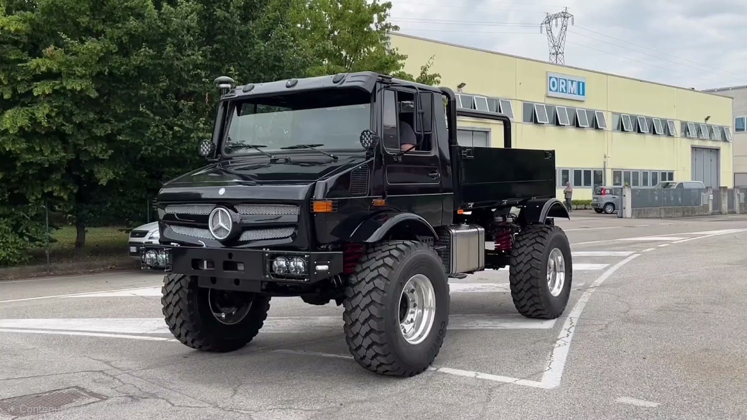 Unimog Pick-up Turbo nero